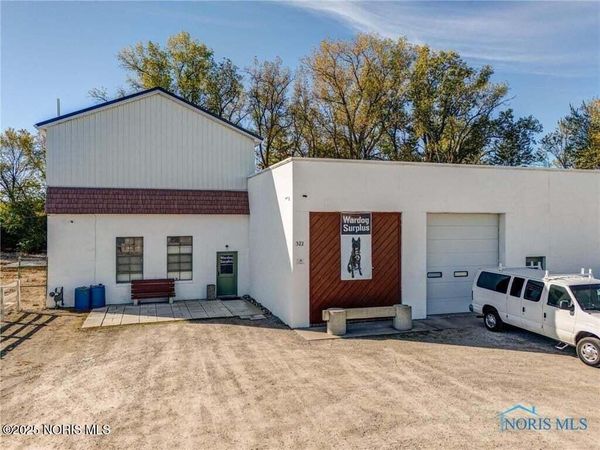 322 Illinois Avenue , Maumee, OH 43537