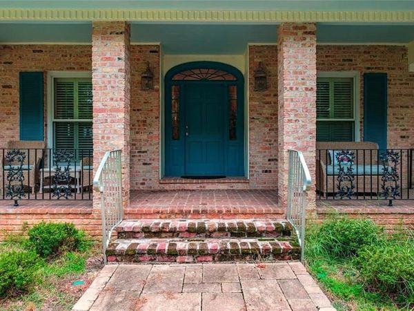14301 Wintzell Avenue , Bayou La Batre, AL 36509