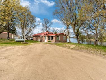601 Main Street N, Underwood, MN 56586