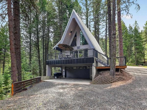 44 Landale, Cascade, ID 83611