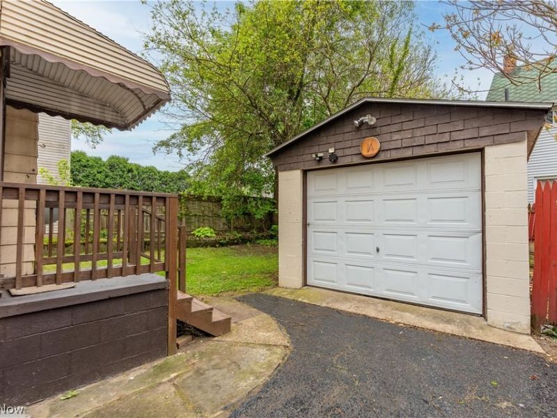 796 Dayton Street , Akron, OH 44310 Photo 24