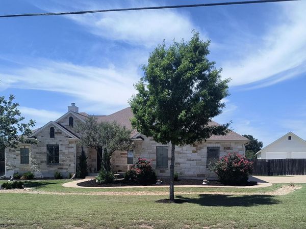 213 Dawn DR, Liberty Hill, TX 78642