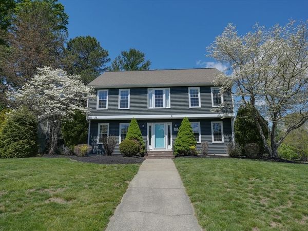 215 Rolling Meadow Dr, Holliston, MA 01746