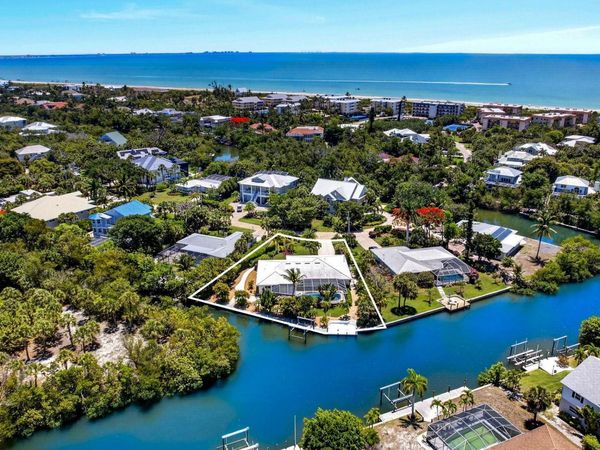 738 Anchor Dr, Sanibel, FL 33957