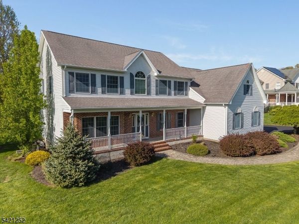 42 Southgate Dr, Clinton, NJ 08801