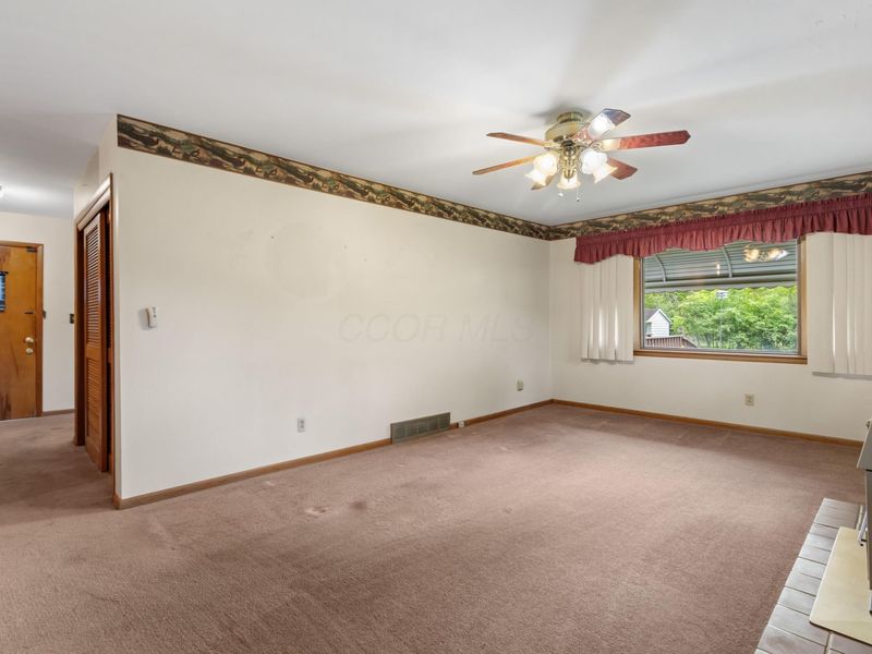 1141 Gender Road, Canal Winchester, OH 43110 Photo 4