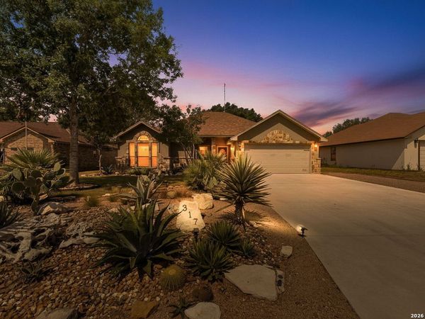 317 Yorktown, Pleasanton, TX 78064