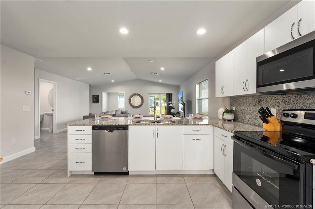 4 La Paloma Lane, Port Saint Lucie, FL 34952 Photo