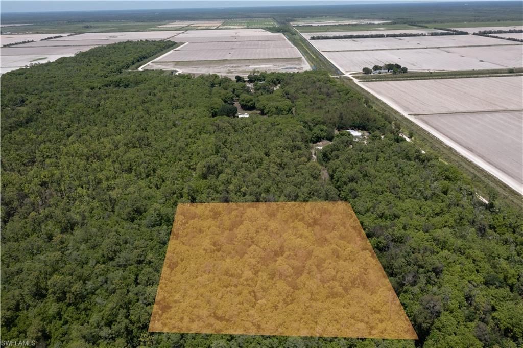Lager Lane , Naples, FL 34114 Photo