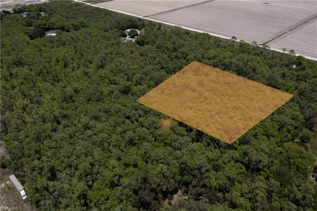 Lager Lane , Naples, FL 34114 Photo