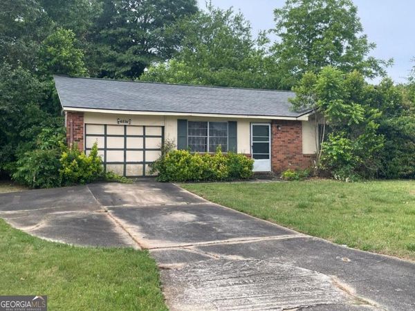 6216 Fieldcrest Drive, Morrow, GA 30260