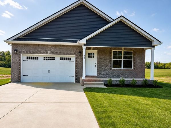240 Arkansas Ave , Oak Grove, KY 42262