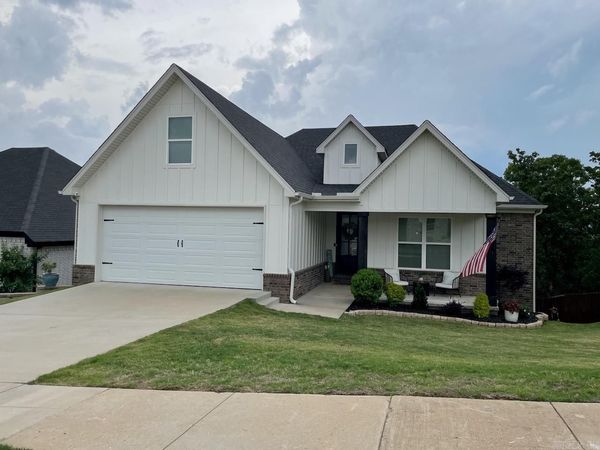 184 Ridgeview Trail, Maumelle, AR 72113