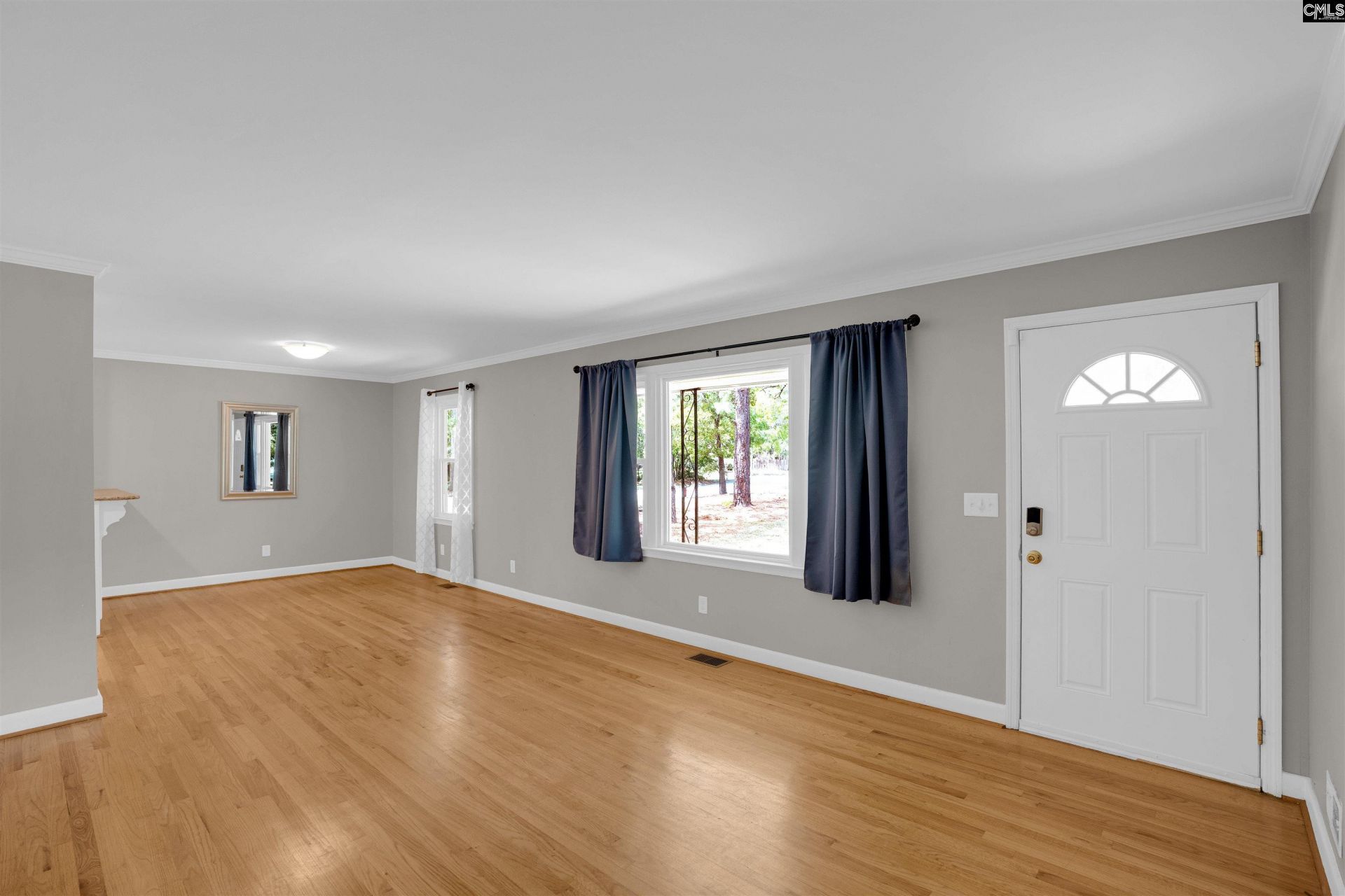 4530 Mosshill Road  Photo 9
