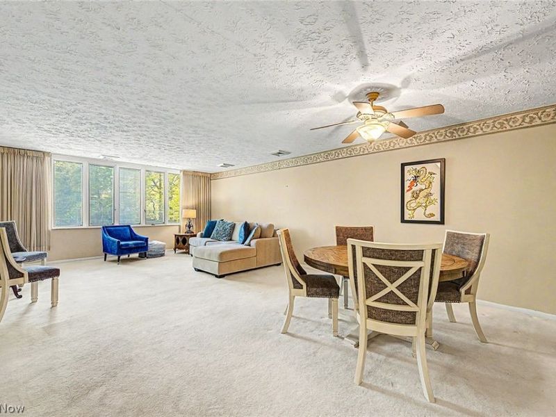 924 Memorial Parkway, Unit 207, Akron, OH 44303 Photo 9