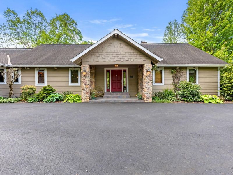 3040 West Point Road SE, Lancaster, OH 43130 Photo 2