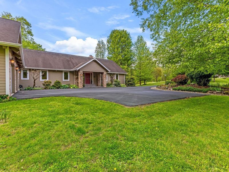 3040 West Point Road SE, Lancaster, OH 43130 Photo 3