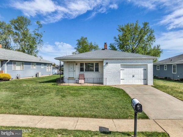 10 PICASSO COURT , TOMS RIVER, NJ 08757