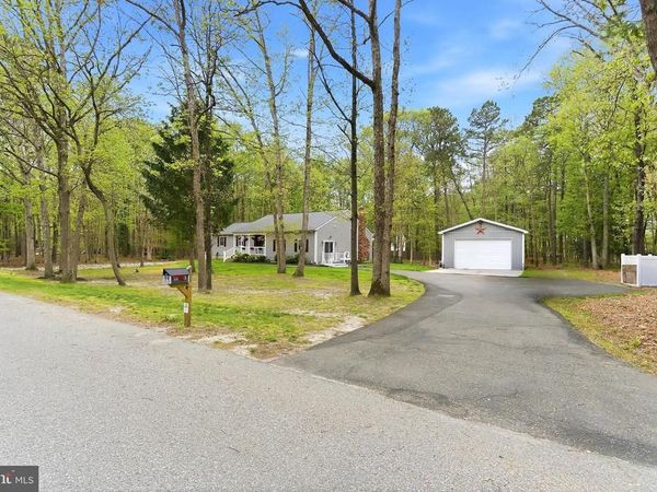 33 RED OAK DRIVE, TABERNACLE, NJ 08088