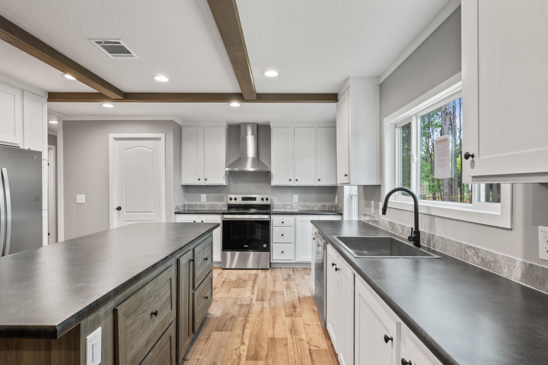 143 Bonanza Drive Photo 10