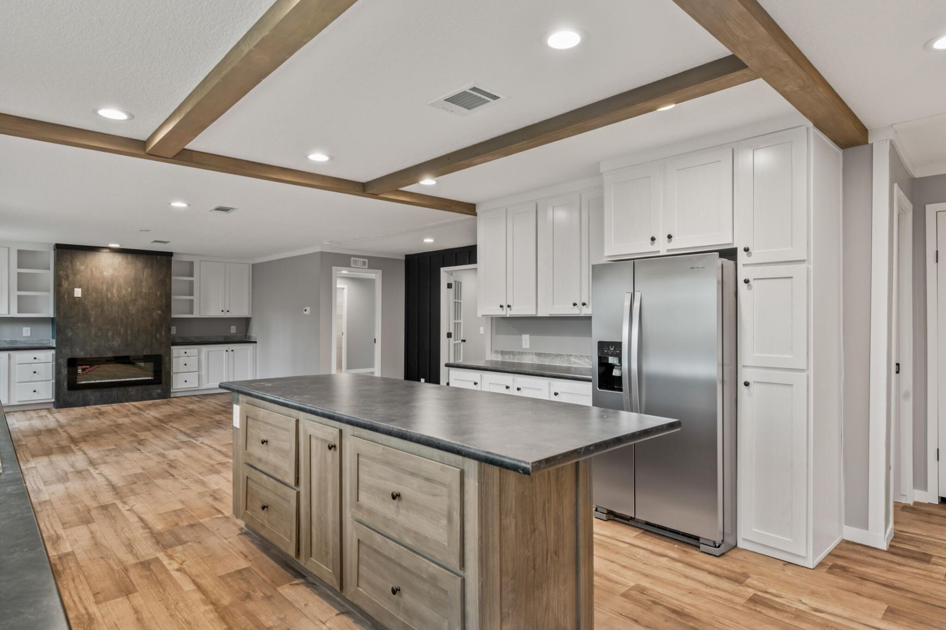 143 Bonanza Drive Photo 11