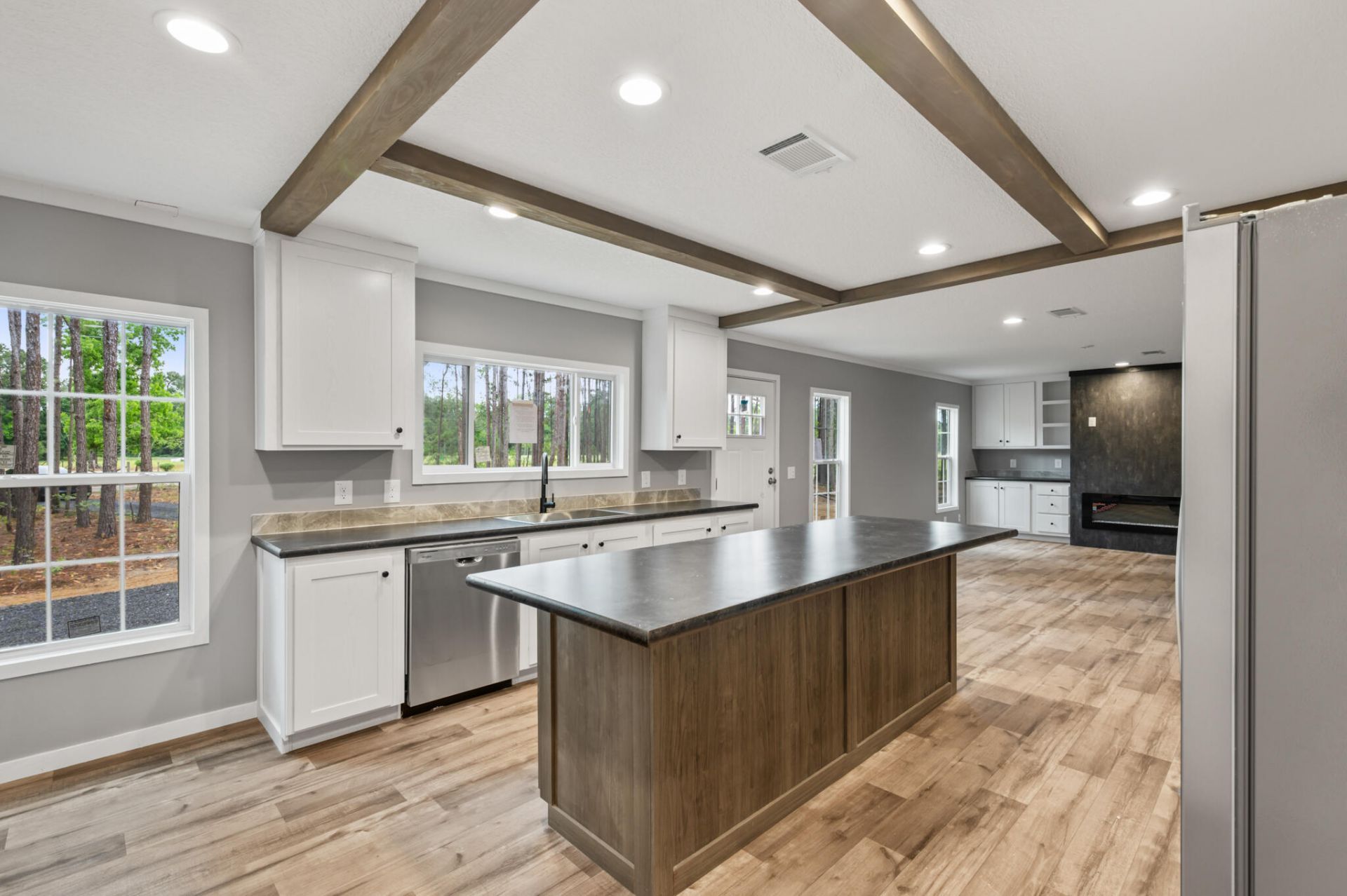 143 Bonanza Drive Photo 12