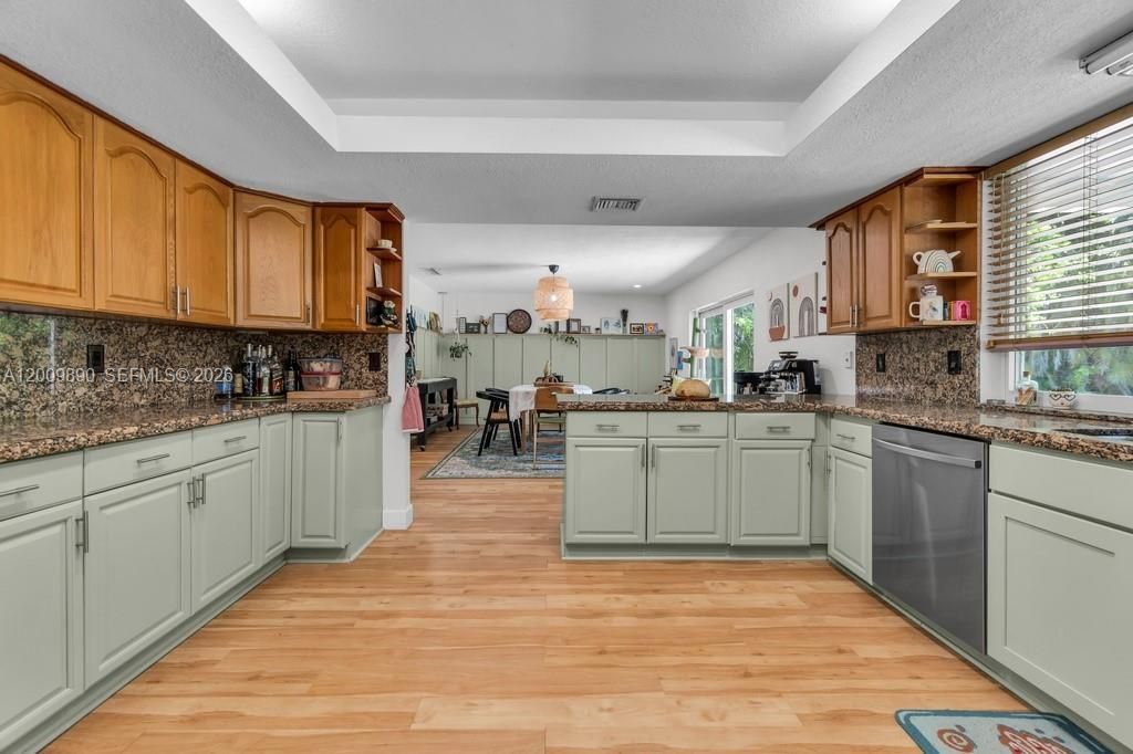 620 Lake Dasha Cir , Plantation, FL 33324 Photo