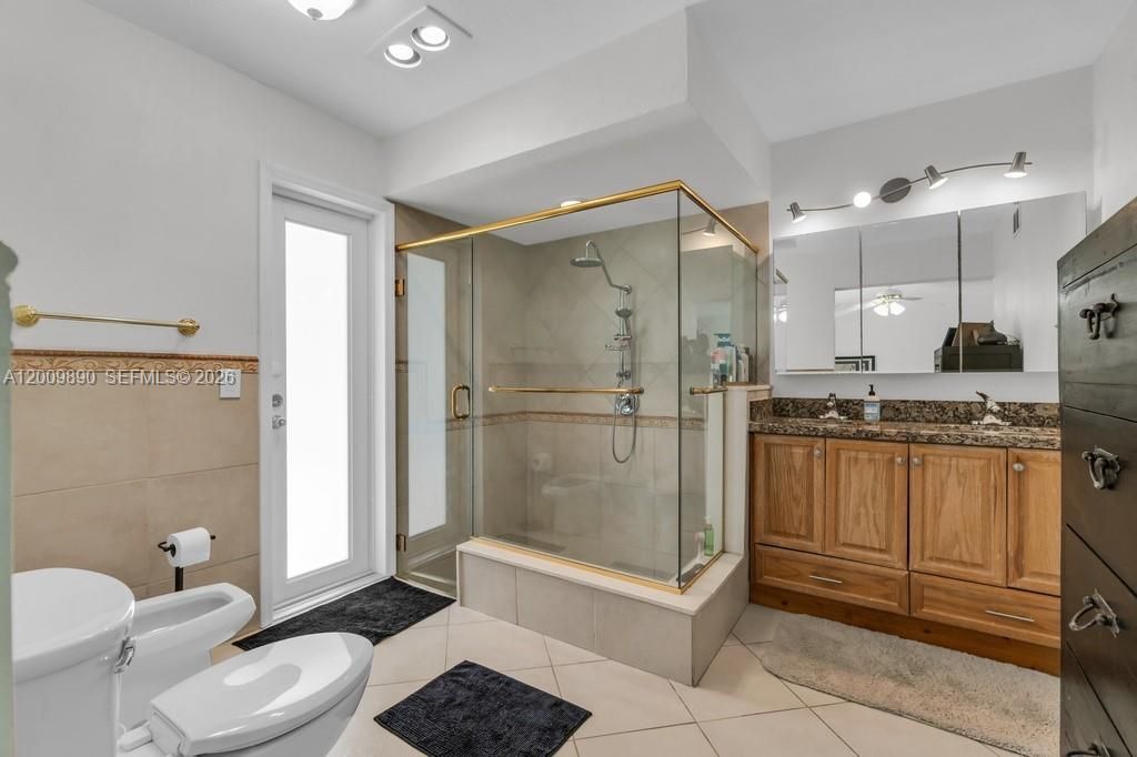620 Lake Dasha Cir , Plantation, FL 33324 Photo