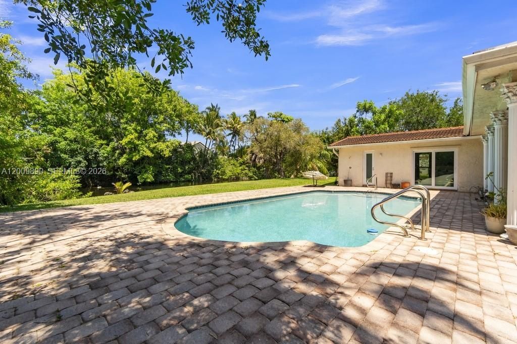 620 Lake Dasha Cir , Plantation, FL 33324 Photo