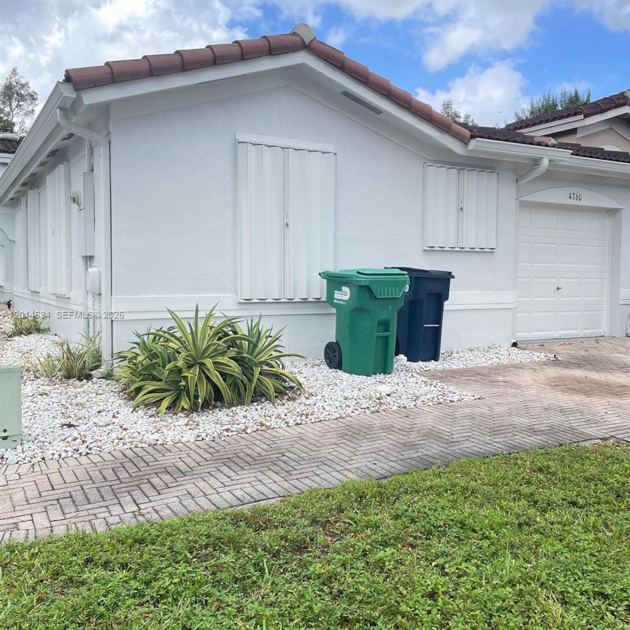 4760 SW 166th Ct , Miami, FL 33185 Photo