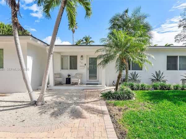 301 Hampton Ln , Key Biscayne, FL 33149