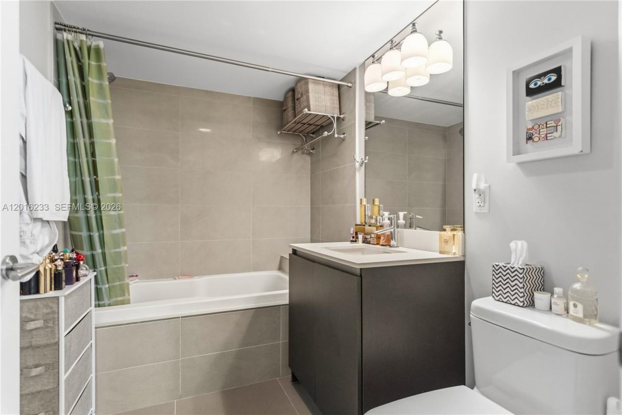 6620 Indian Creek Dr, Unit 214, Miami Beach, FL 33141 Photo