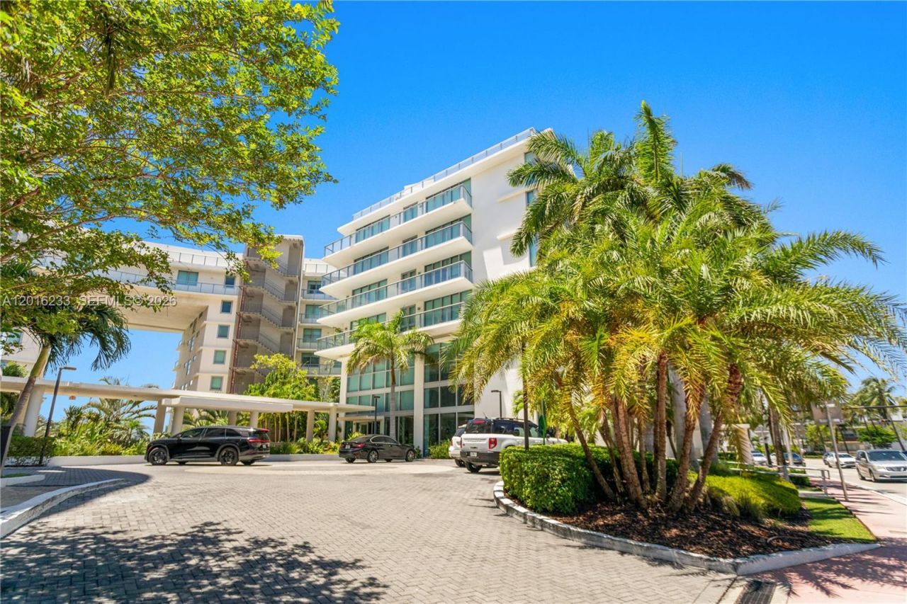 6620 Indian Creek Dr, Unit 214, Miami Beach, FL 33141 Photo