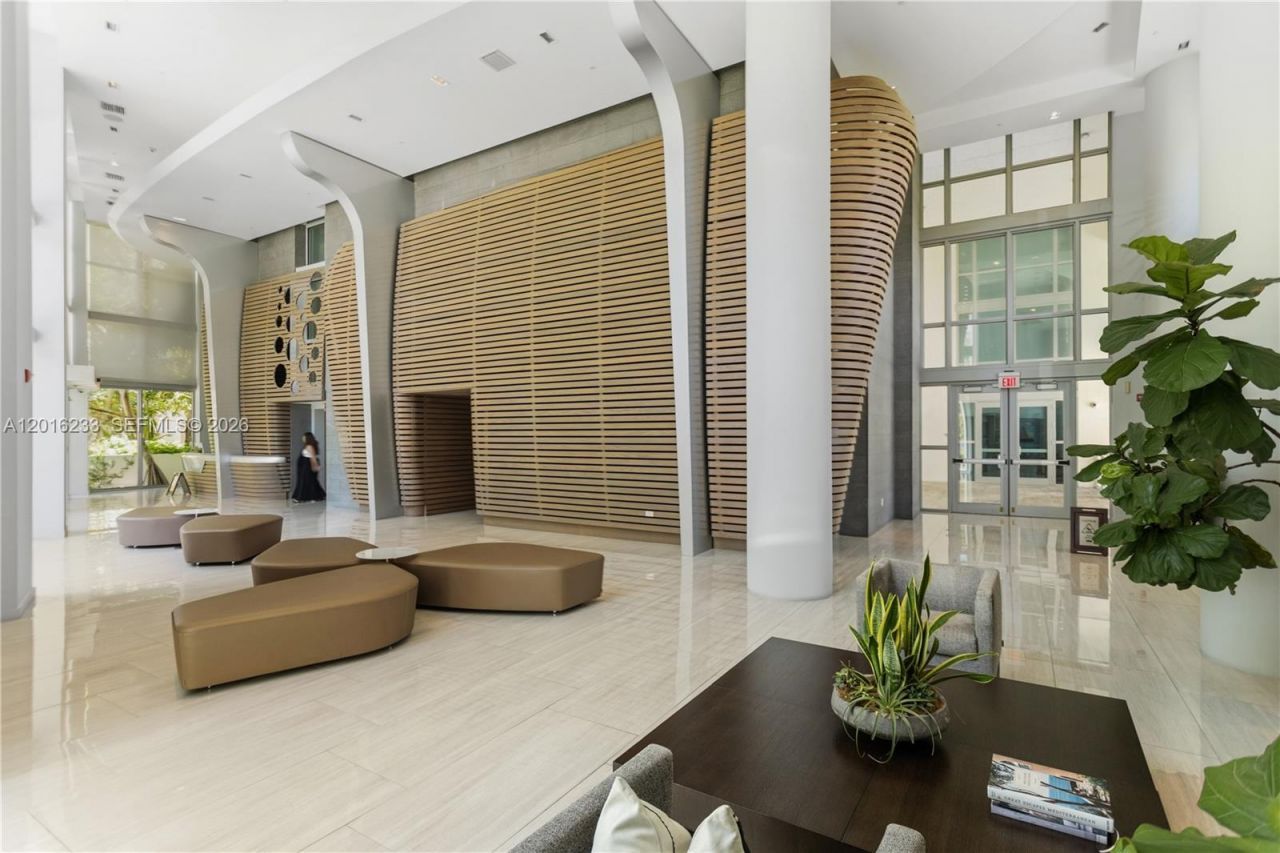 6620 Indian Creek Dr, Unit 214, Miami Beach, FL 33141 Photo