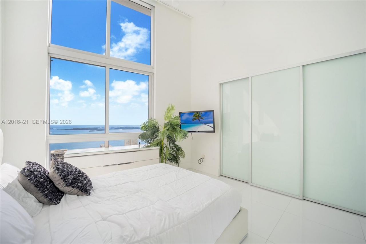 495 Brickell Ave , Unit 4101, Miami, FL 33131 Photo