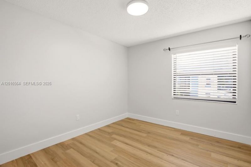 9425 Fontainebleau Blvd, Unit 202, Miami, FL 33172 Photo