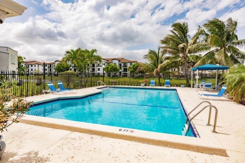 9425 Fontainebleau Blvd, Unit 202, Miami, FL 33172 Photo