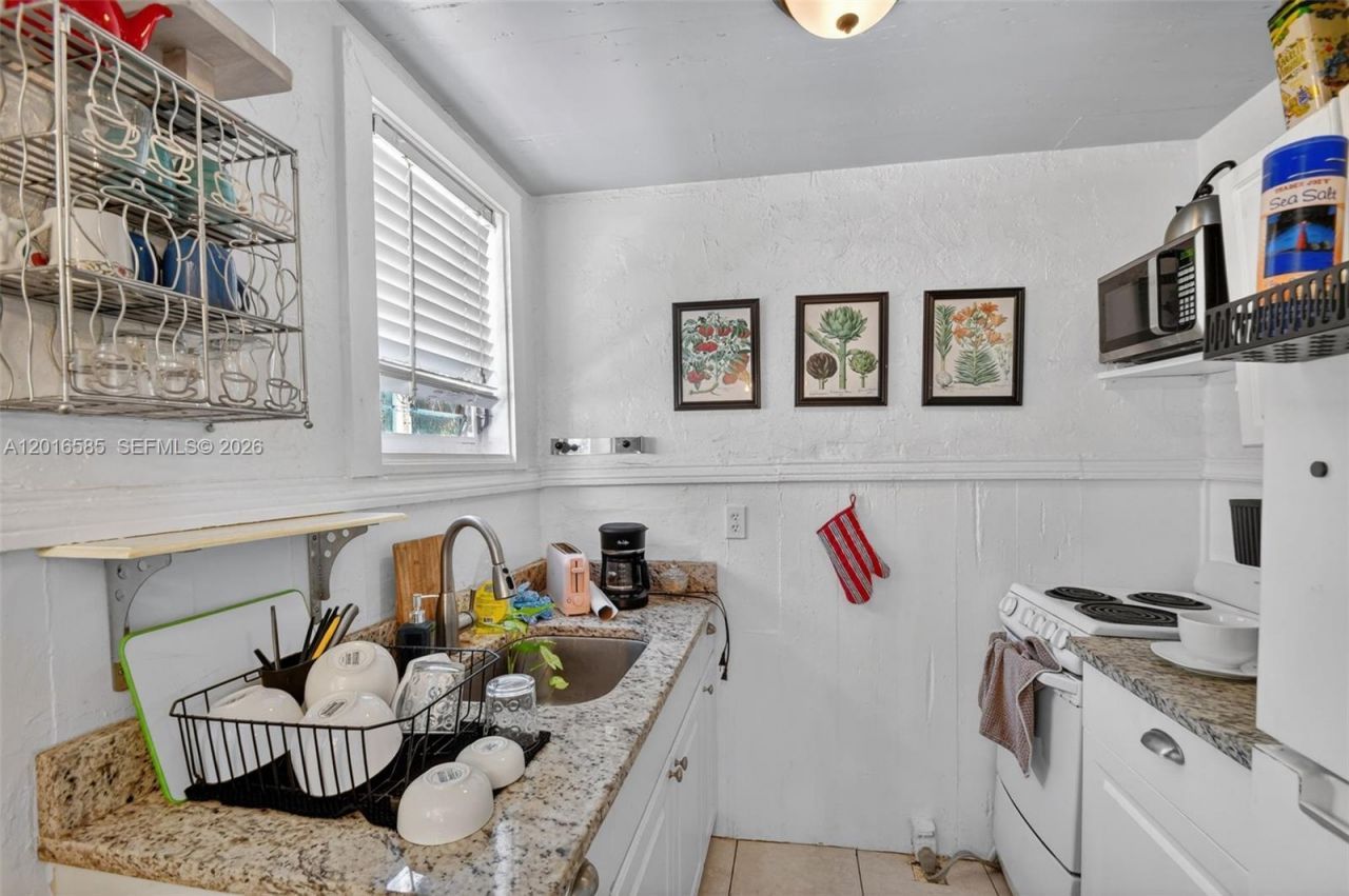 1224 N K St , Lake Worth, FL 33460 Photo