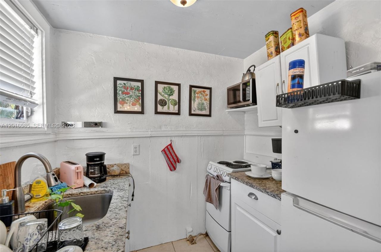 1224 N K St , Lake Worth, FL 33460 Photo