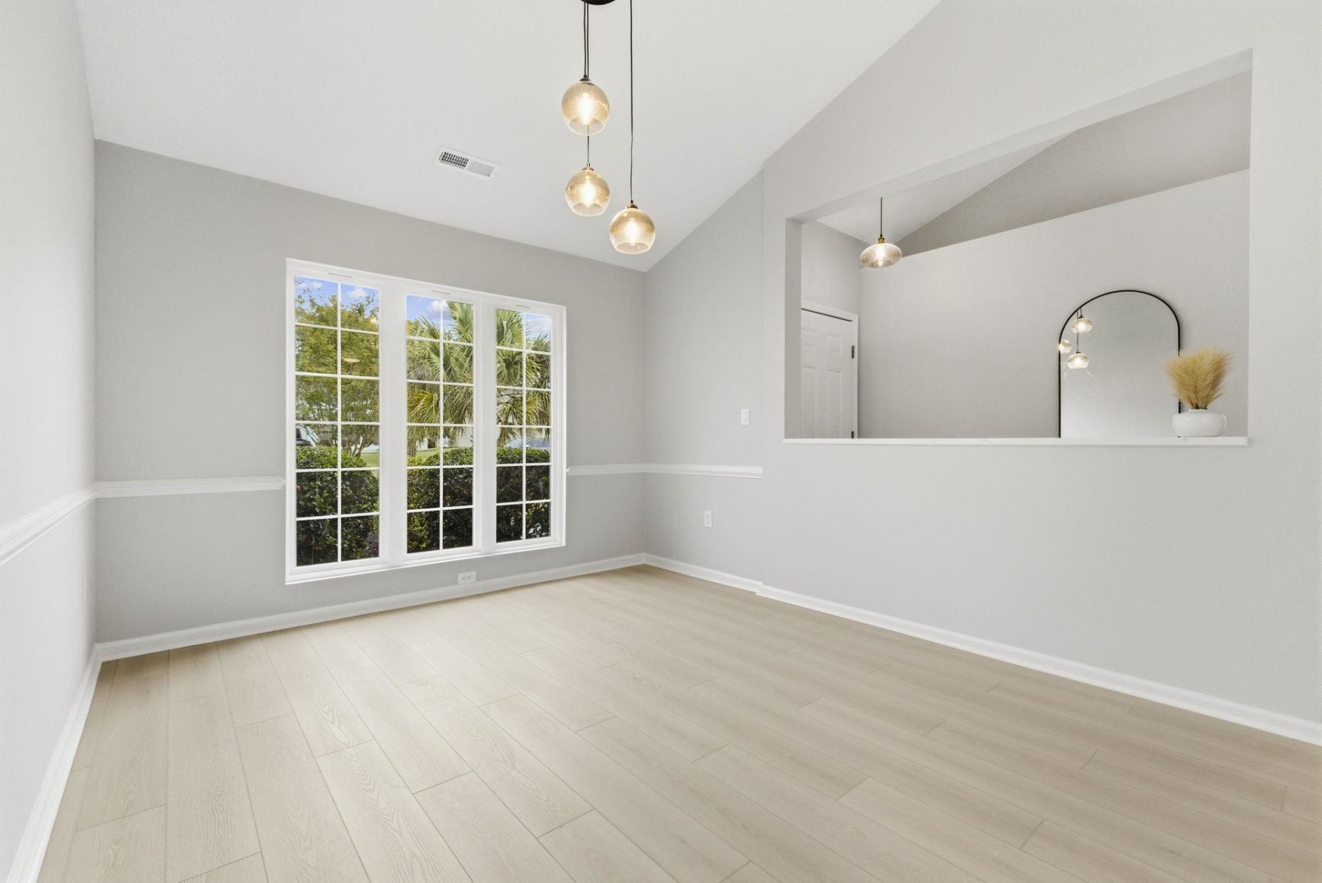 1527 Hallborough Dr. Photo 12