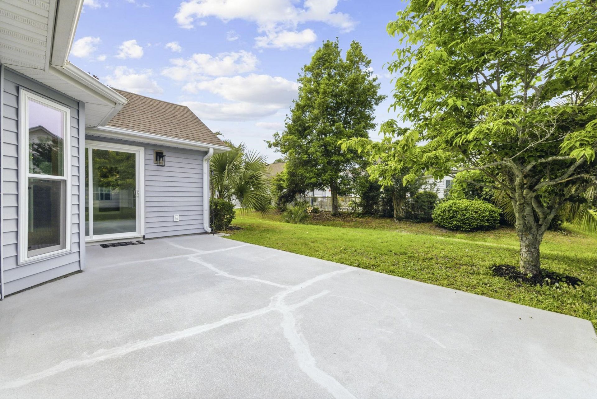 1527 Hallborough Dr. Photo 35