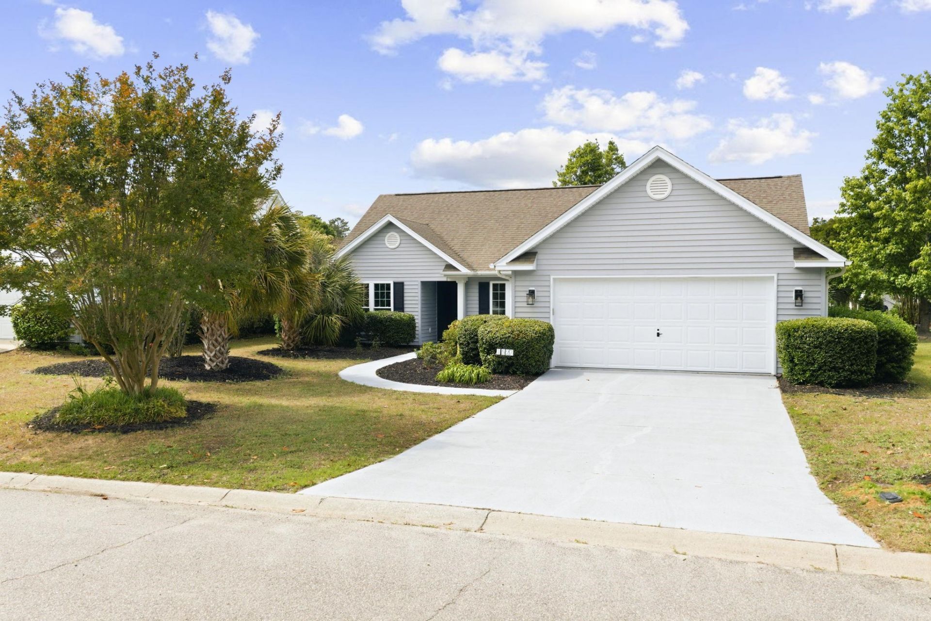1527 Hallborough Dr. Photo 41