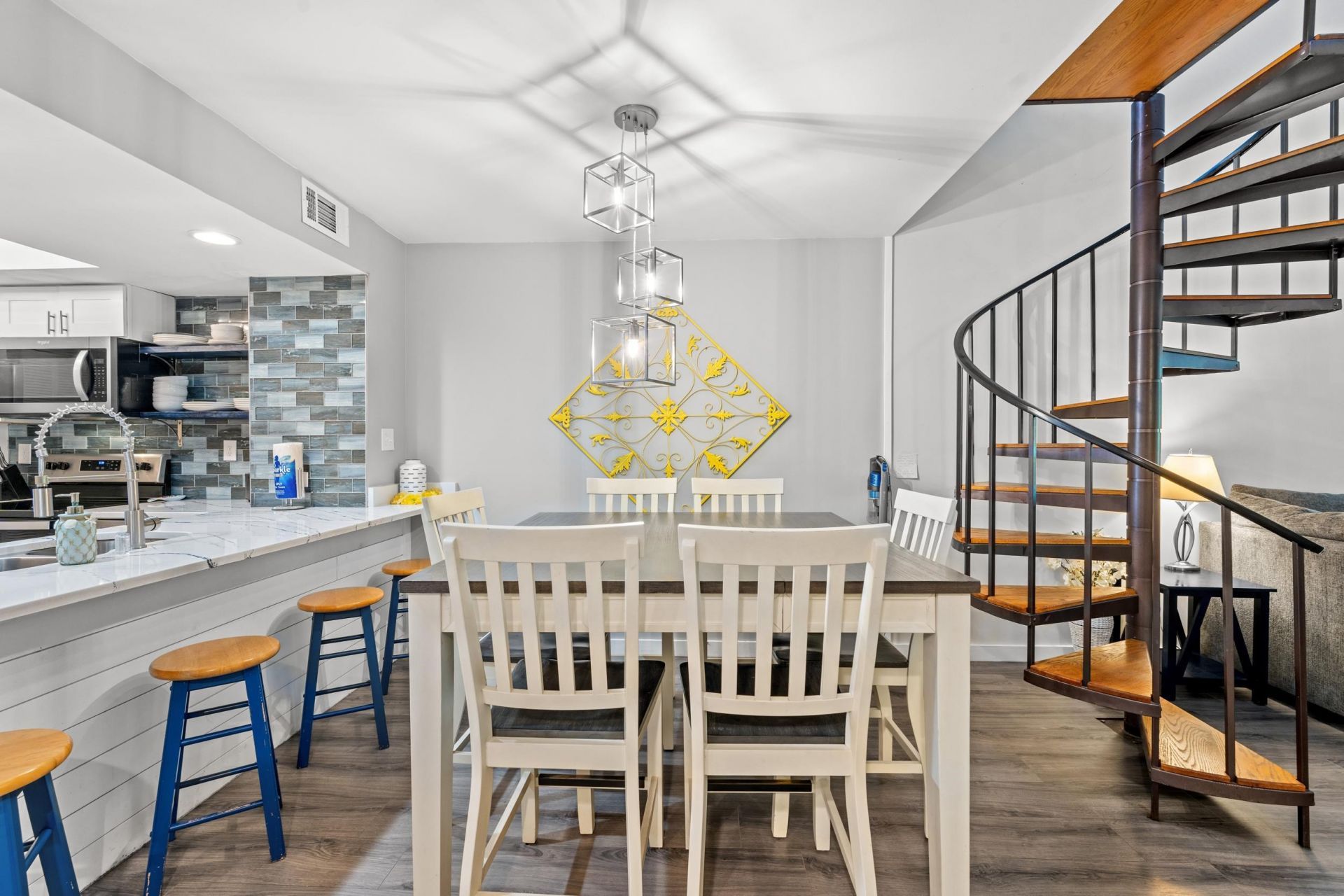 223 Maison Dr. Photo 8