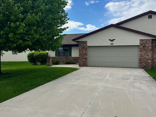 65 Westwood Drive, Tiffin, OH 44883