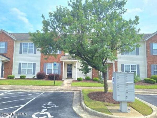 4160 Dudleys Grant Drive, Unit D, Winterville, NC 28590