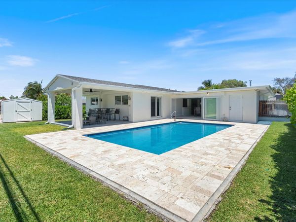 108 SE 31st Avenue, Boynton Beach, FL 33435