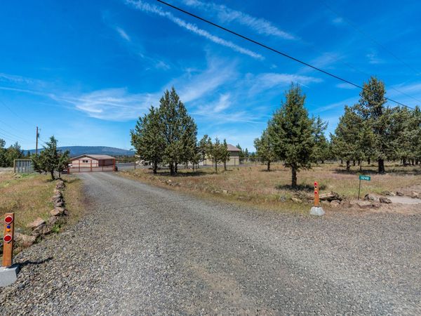 11248 SW Peninsula Drive, Terrebonne, OR 97760