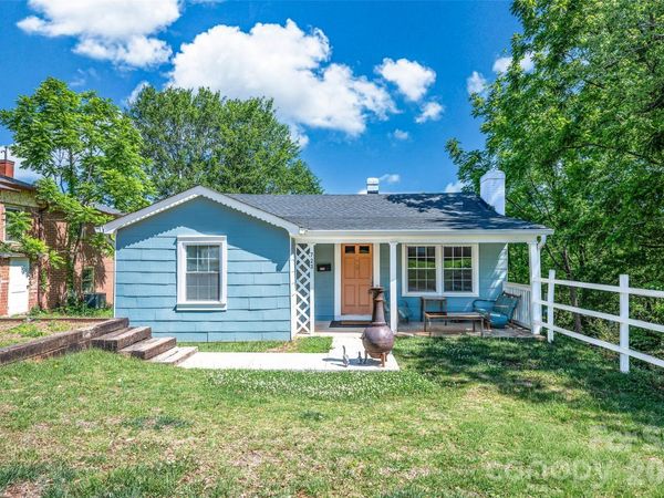 723 F Avenue SE, Hickory, NC 28602