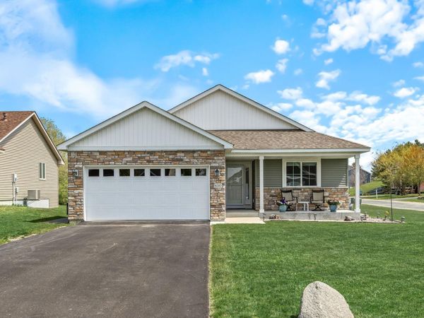 800 Harvest Circle SW, Lonsdale, MN 55046