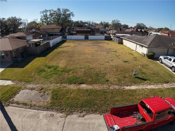 4052 SHAWN Drive, Marrero, LA 70072